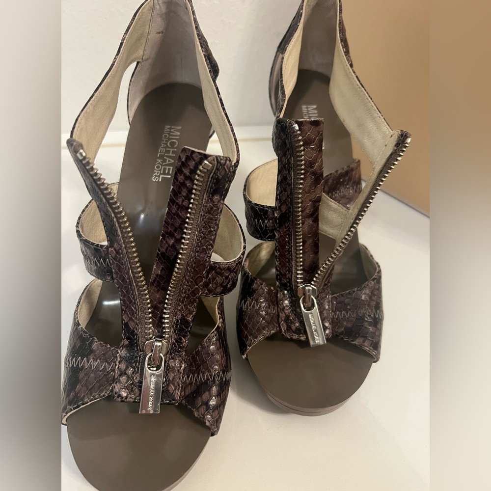 Michael Michael Kors shoes - Picture 10 of 15